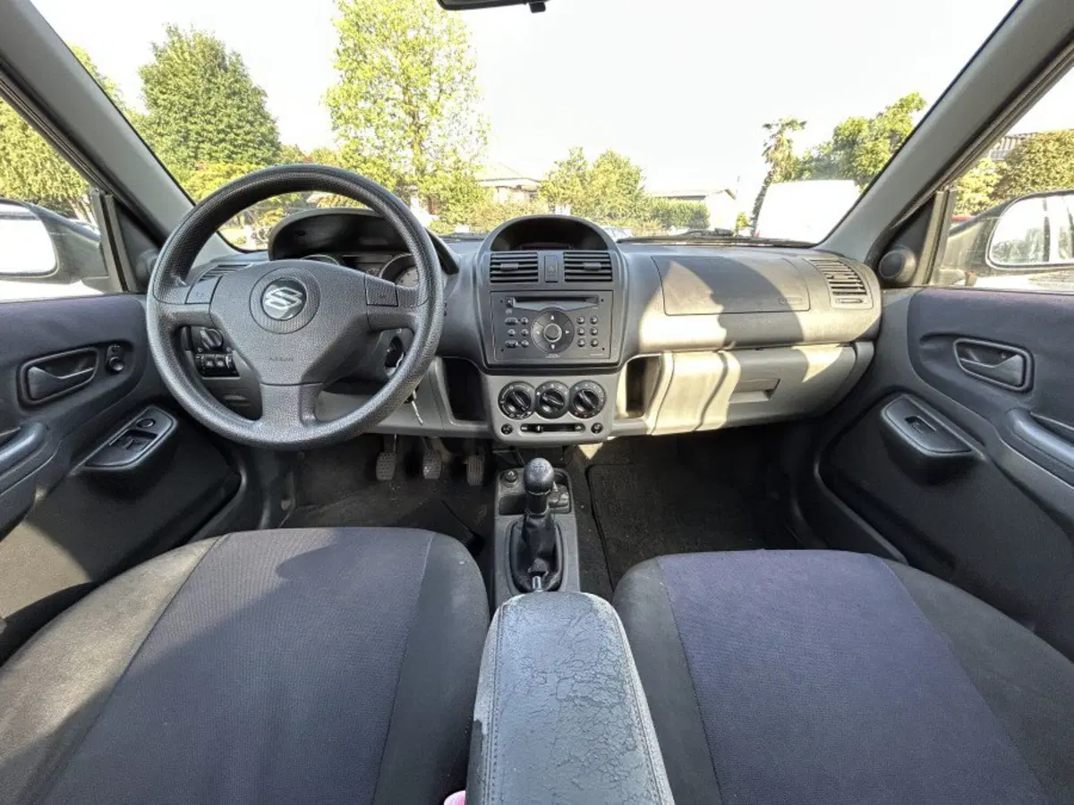 Suzuki Ignis usata a Cuneo (7)