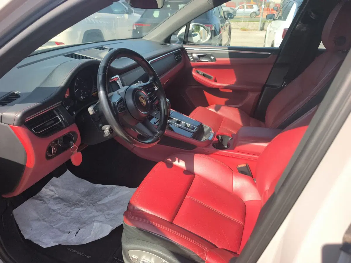 Porsche Macan usata a Frosinone (11)