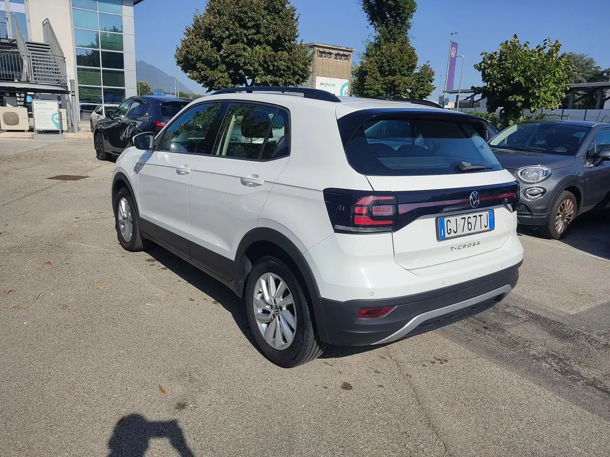 Volkswagen T-Cross usata a Frosinone (5)
