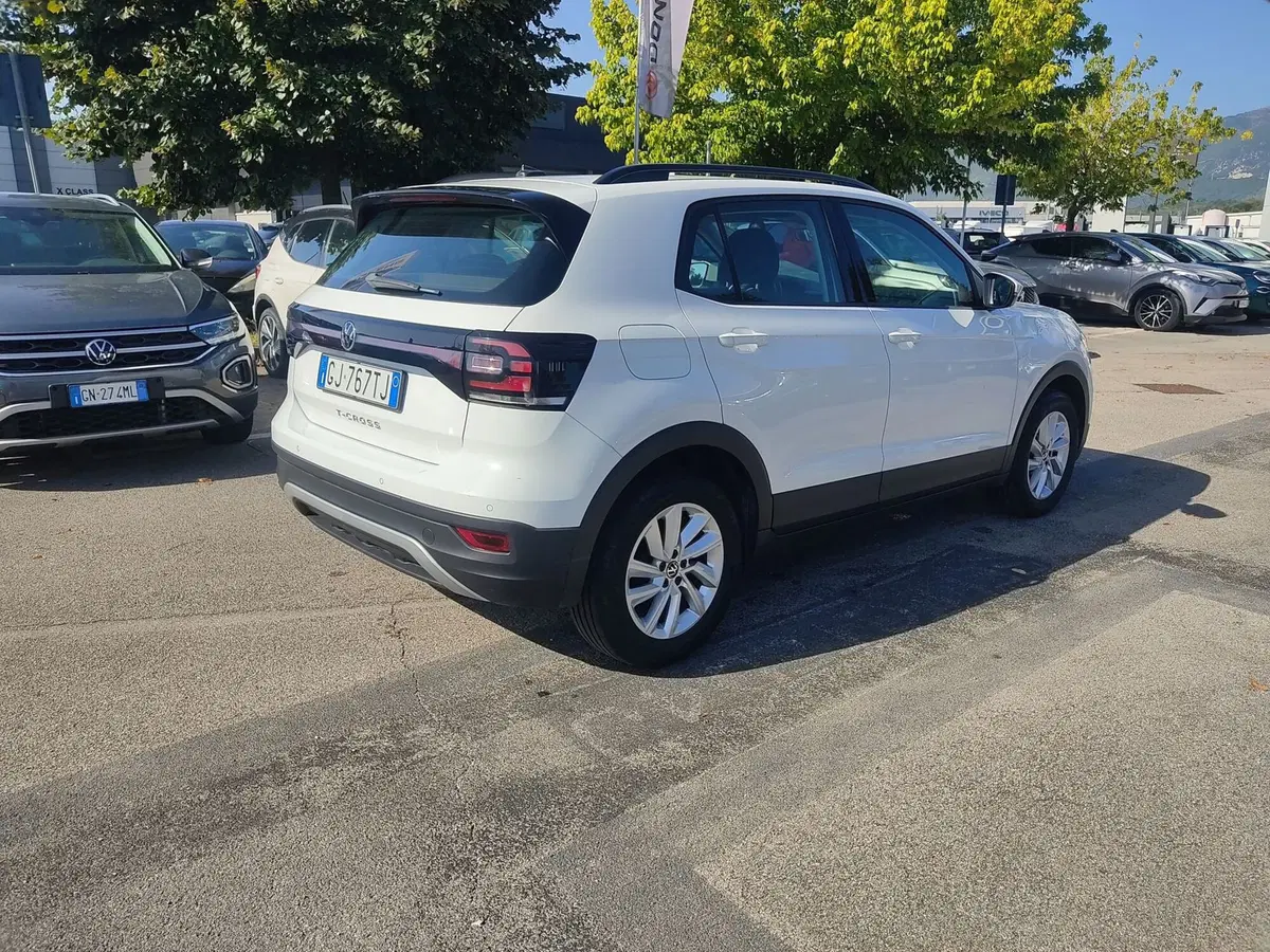 Volkswagen T-Cross usata a Frosinone (6)