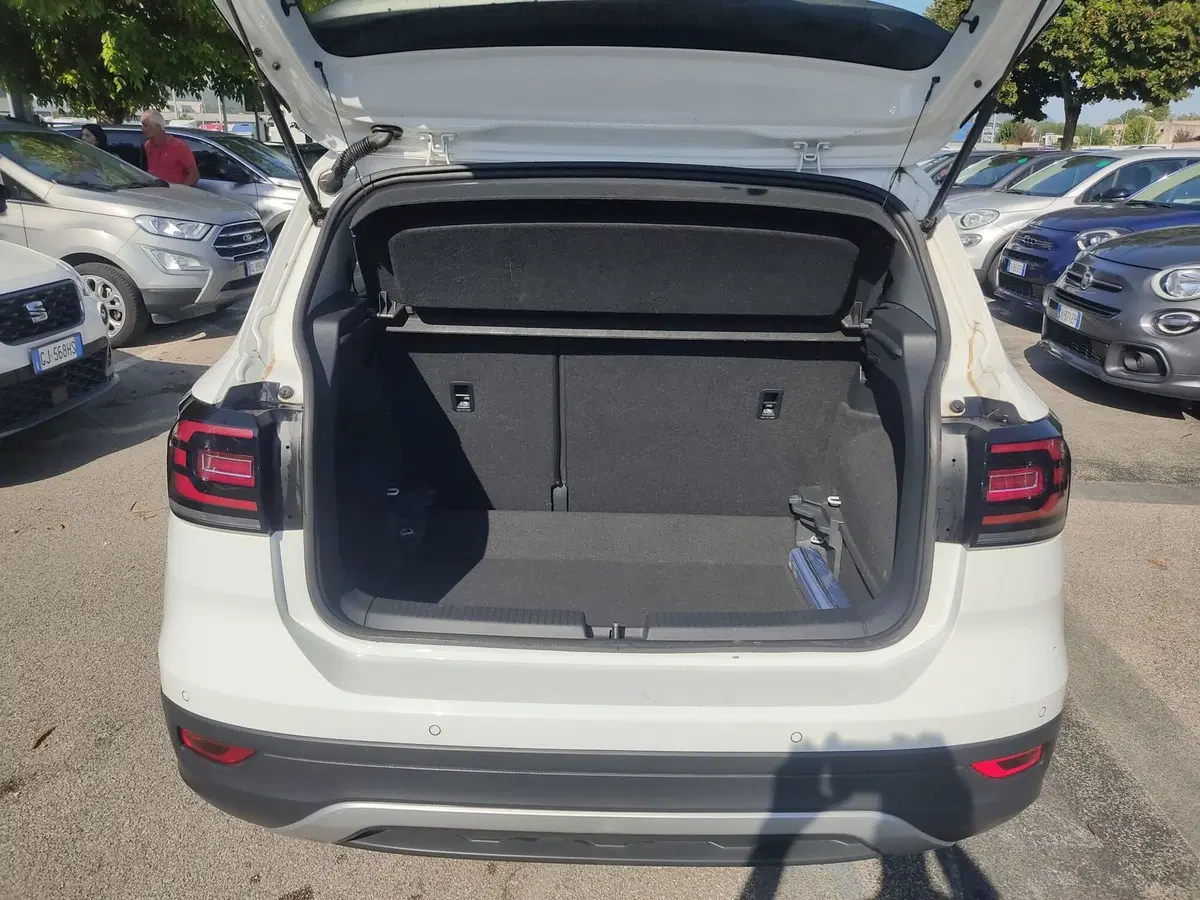 Volkswagen T-Cross usata a Frosinone (7)
