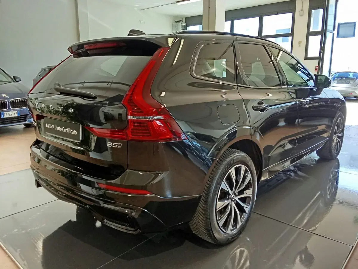 Volvo XC60 usata a Rimini (5)
