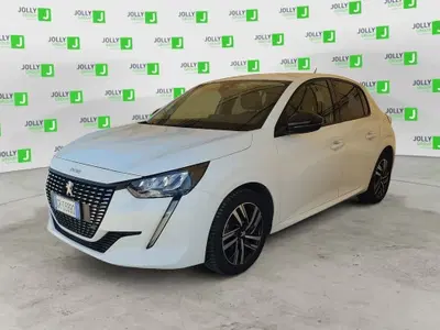 Peugeot 208 PureTech 100 Stop&amp;Start 5 porte Allure del 2023 usata a Ceccano