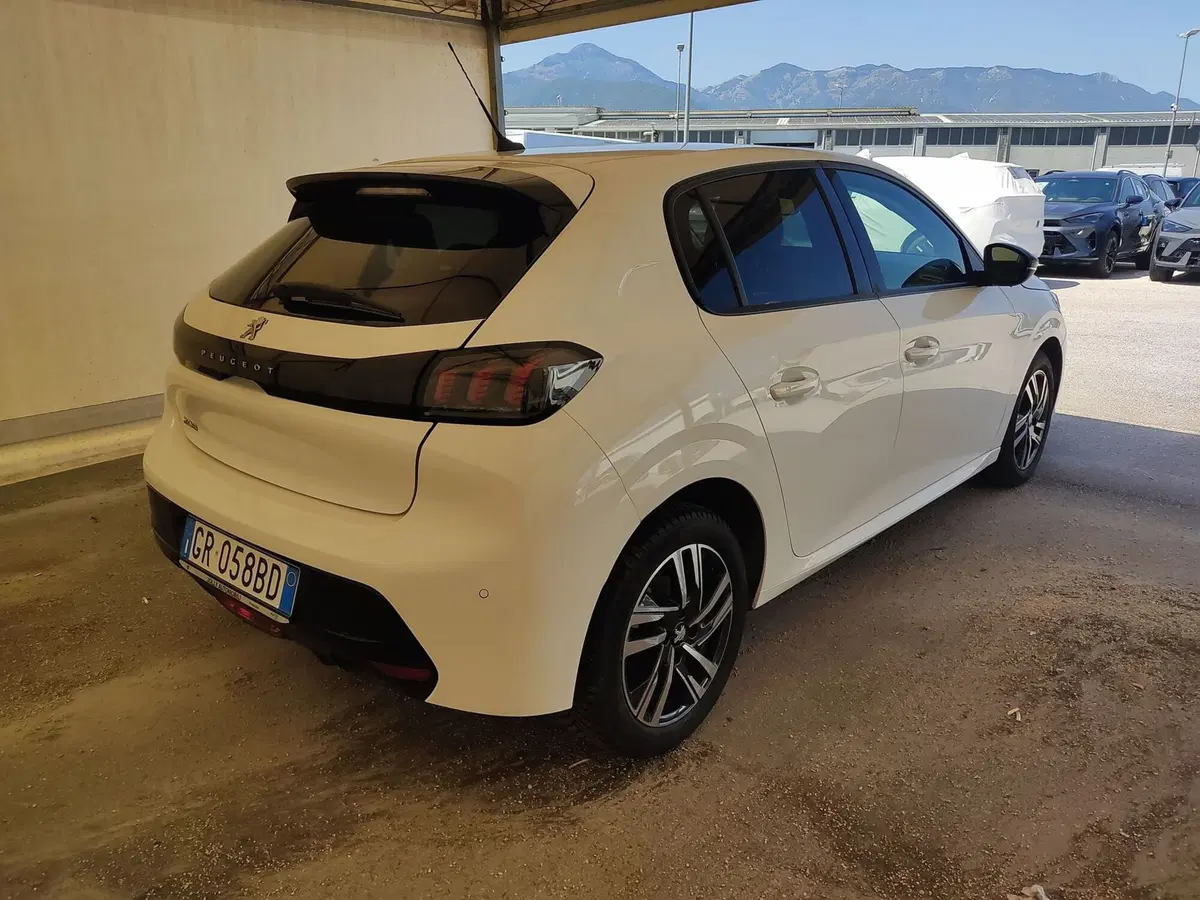 Peugeot 208 usata a Frosinone (6)