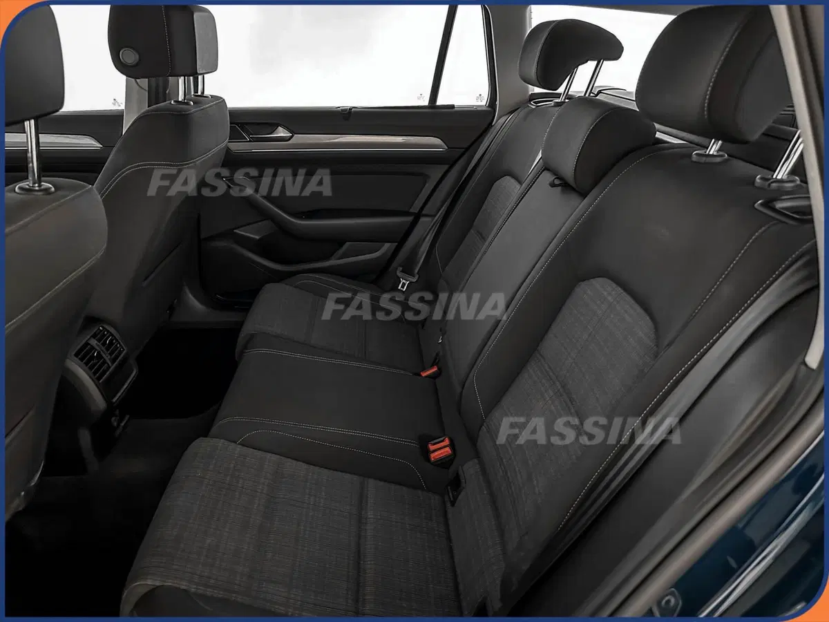 Volkswagen Passat usata a Milano (10)