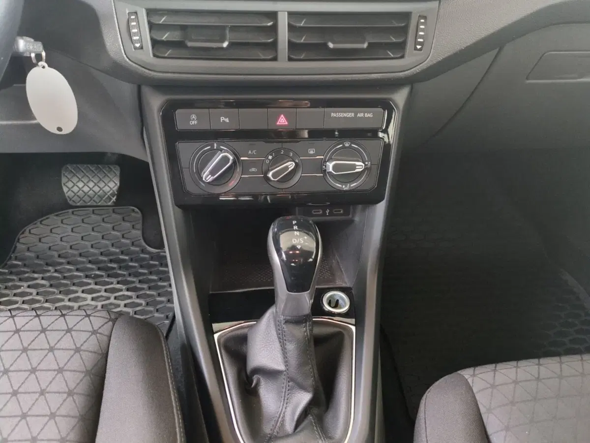 Volkswagen T-Cross usata a Agrigento (10)