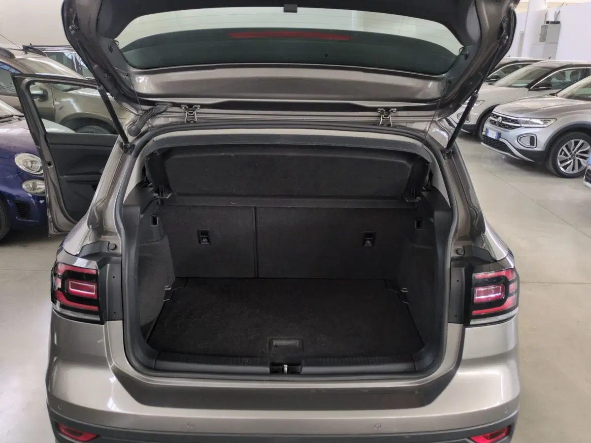 Volkswagen T-Cross usata a Agrigento (16)