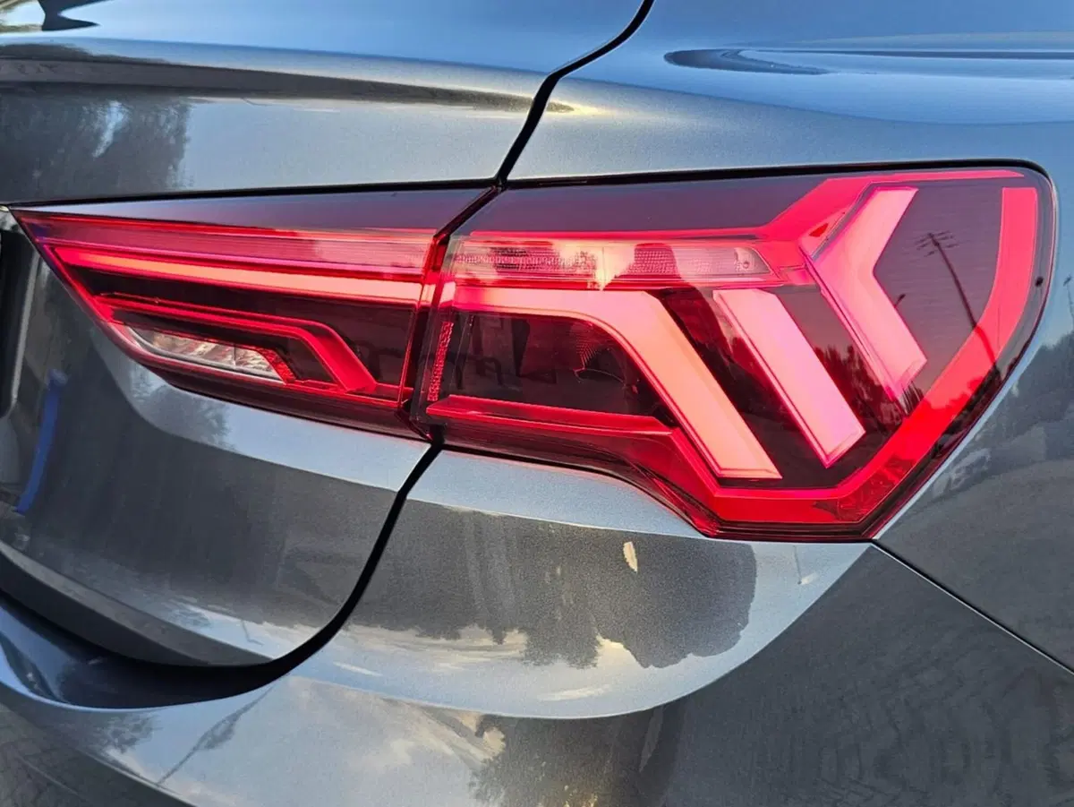 Audi Q3 Sportback usata a Bari (10)
