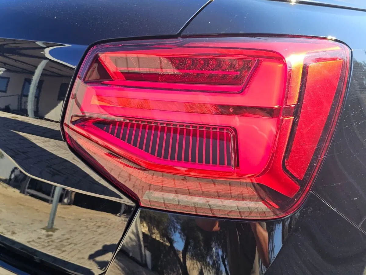 Audi Q2 usata a Bari (10)