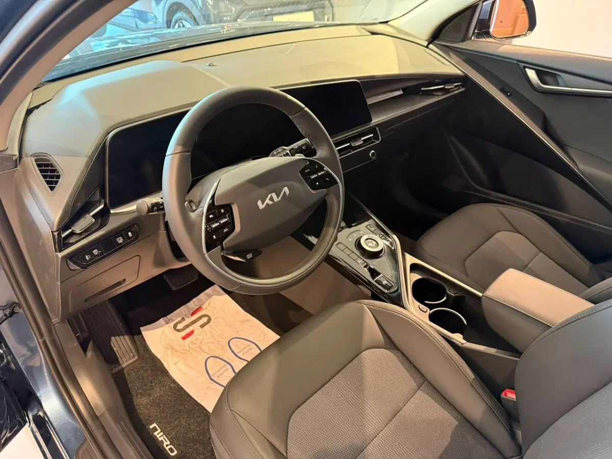 Kia Niro nuova a Bologna (7)