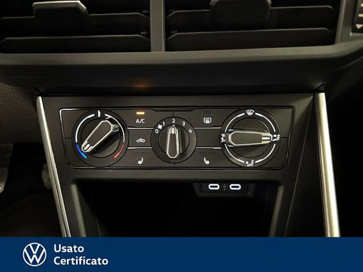 Volkswagen Taigo usata a Vicenza (16)