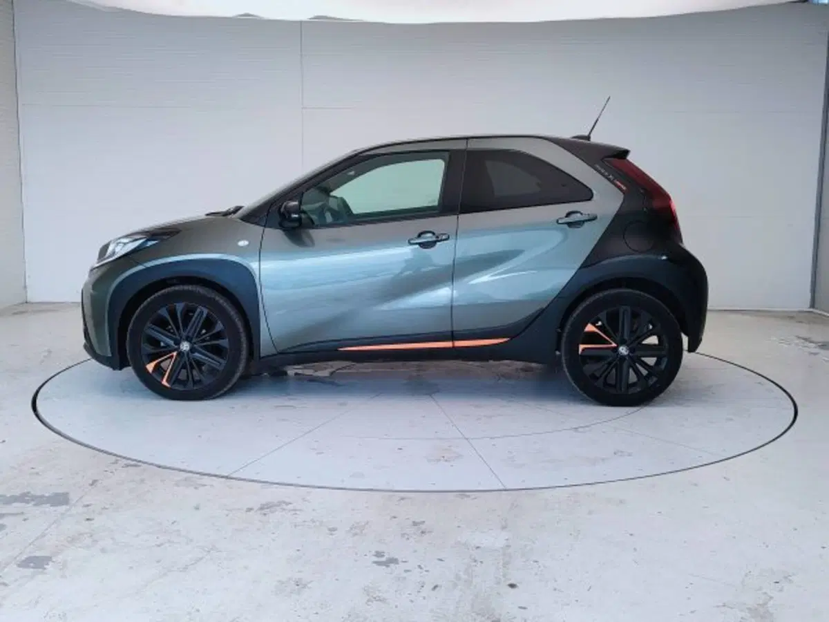 Toyota Aygo X usata a Teramo (8)