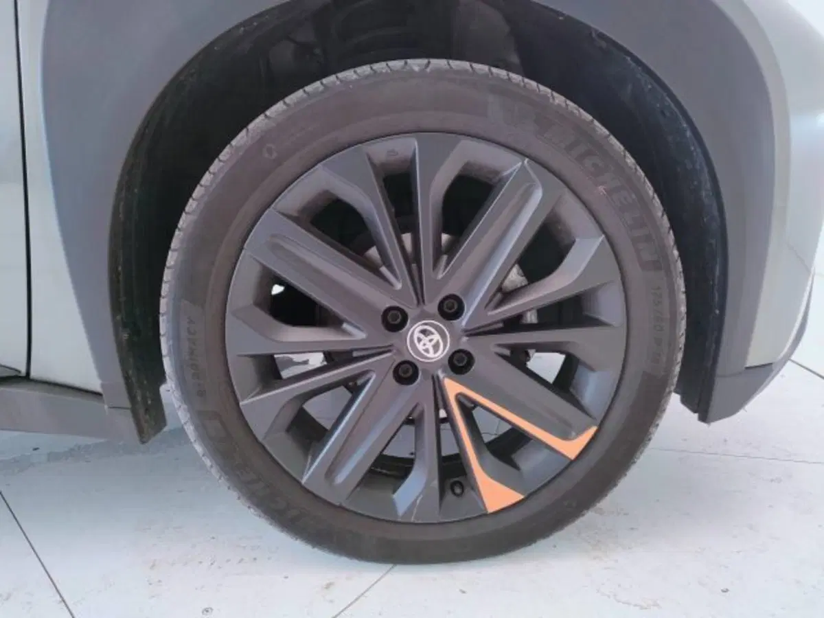 Toyota Aygo X usata a Teramo (9)