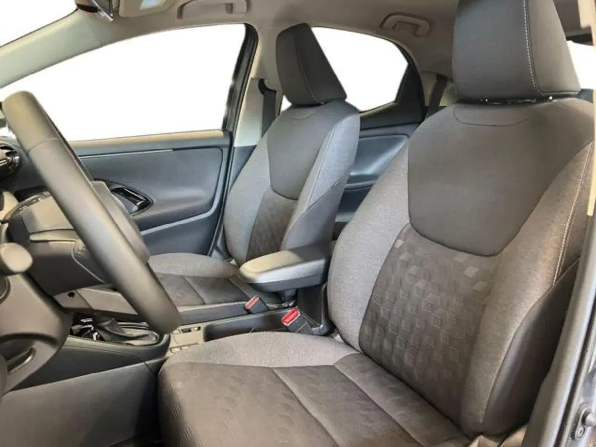 Toyota Yaris Cross usata a Vercelli (7)