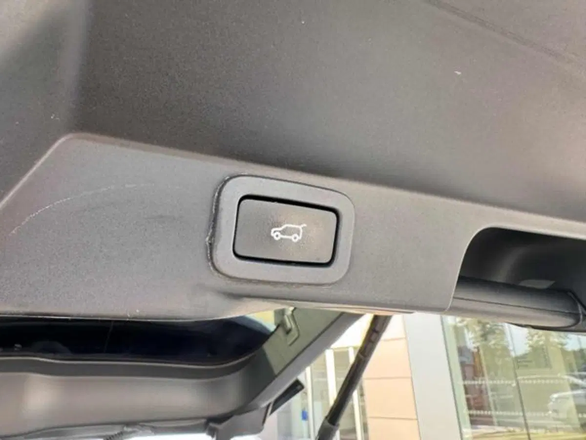 Land Rover Range Rover Sport usata a Lucca (10)
