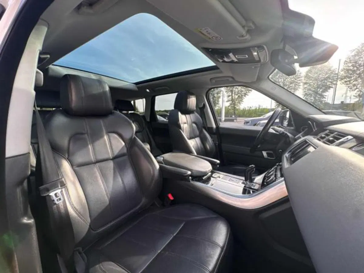 Land Rover Range Rover Sport usata a Lucca (12)