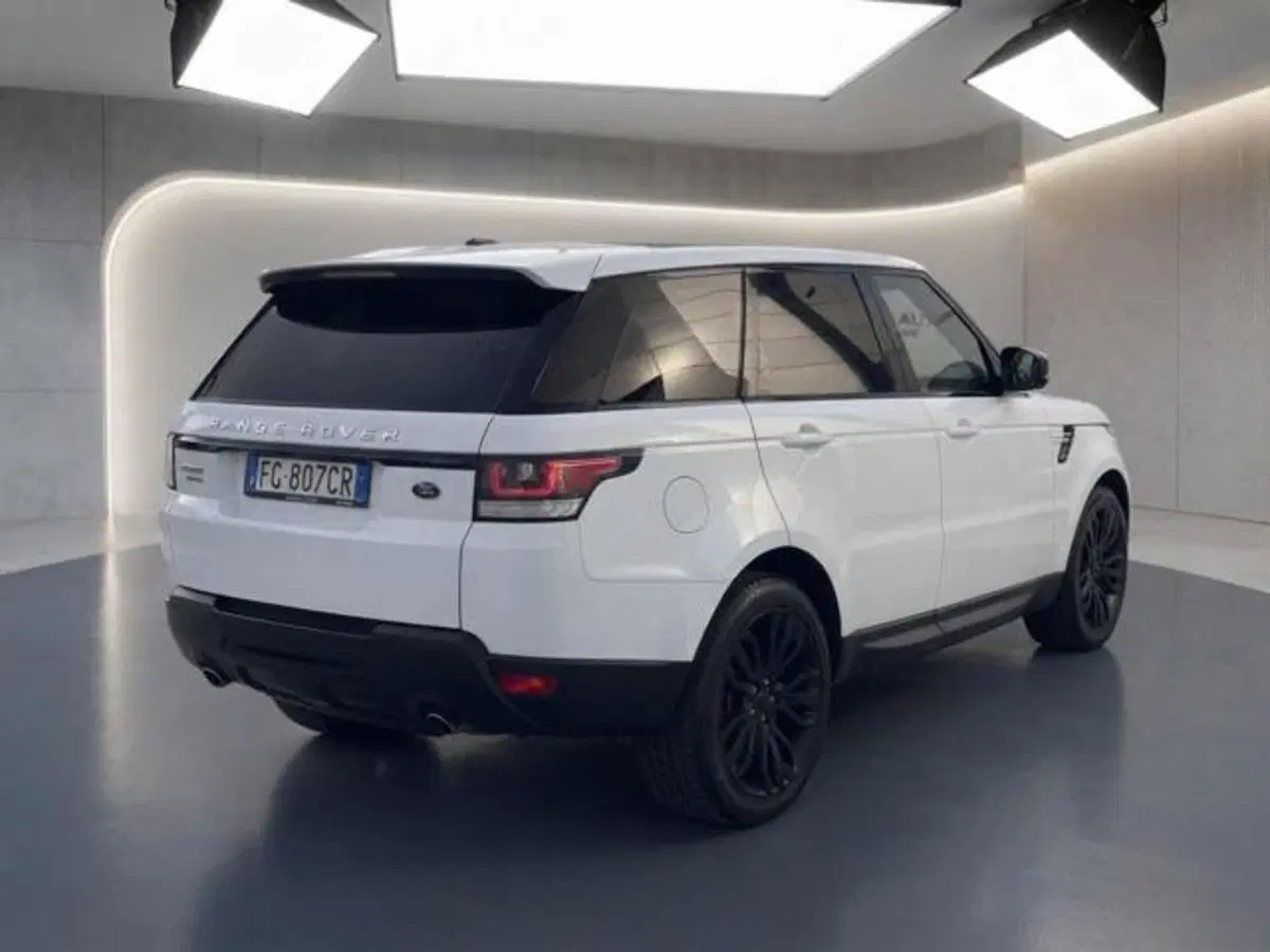 Land Rover Range Rover Sport usata a Lucca (5)
