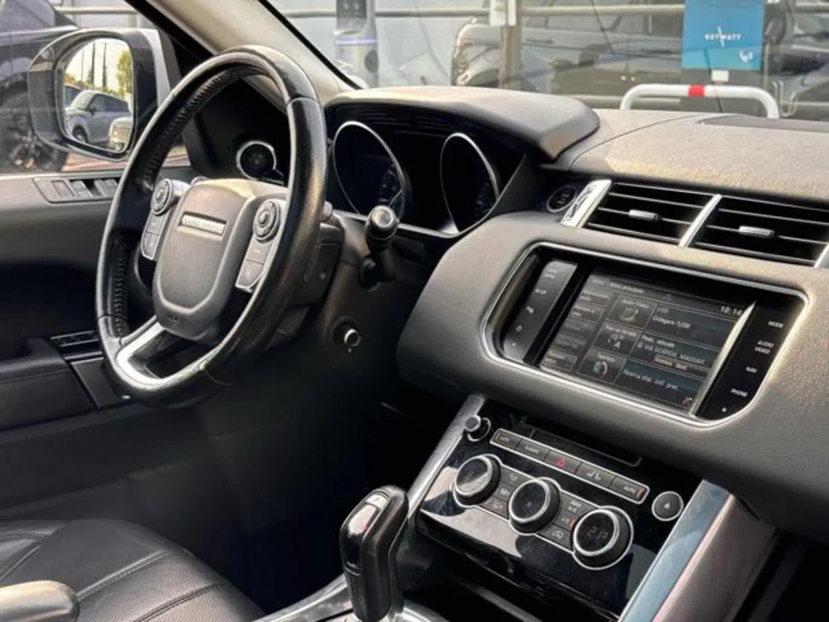 Land Rover Range Rover Sport usata a Lucca (6)