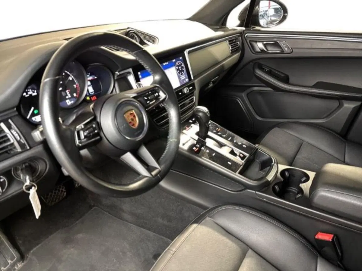 Porsche Macan usata a Bologna (11)