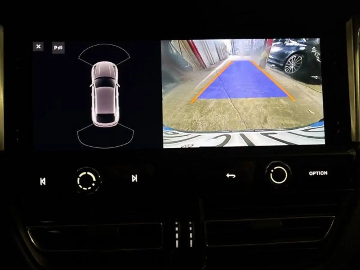 Porsche Macan usata a Bologna (12)