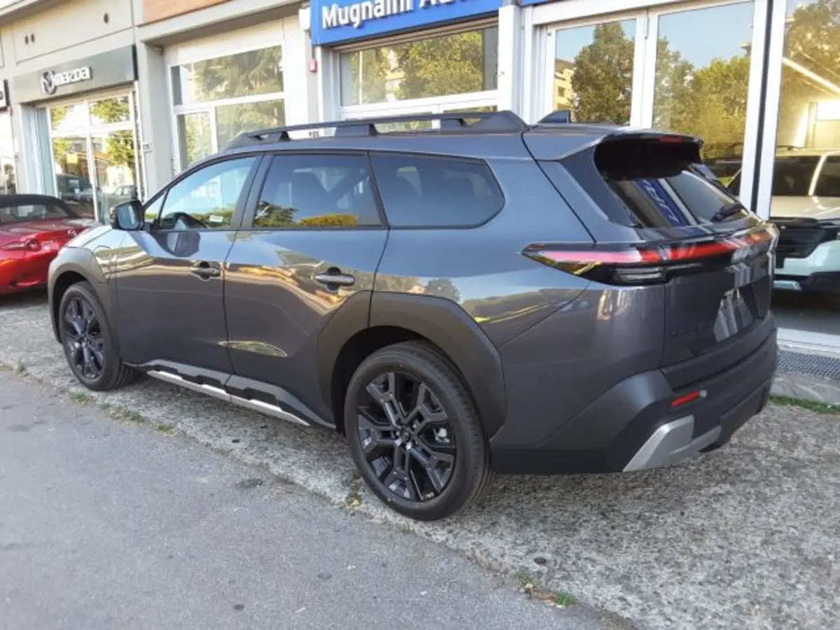 Subaru E-Outback nuova a Firenze (12)