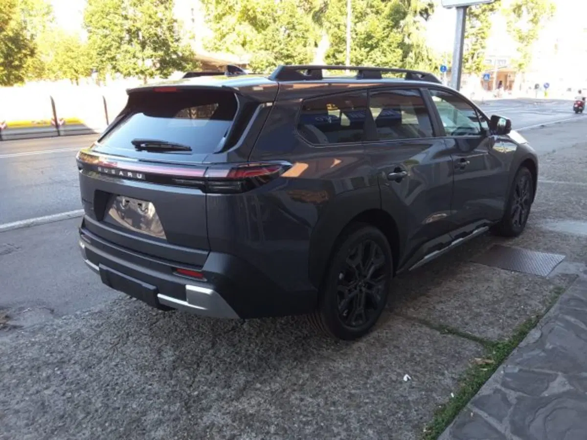 Subaru E-Outback nuova a Firenze (14)
