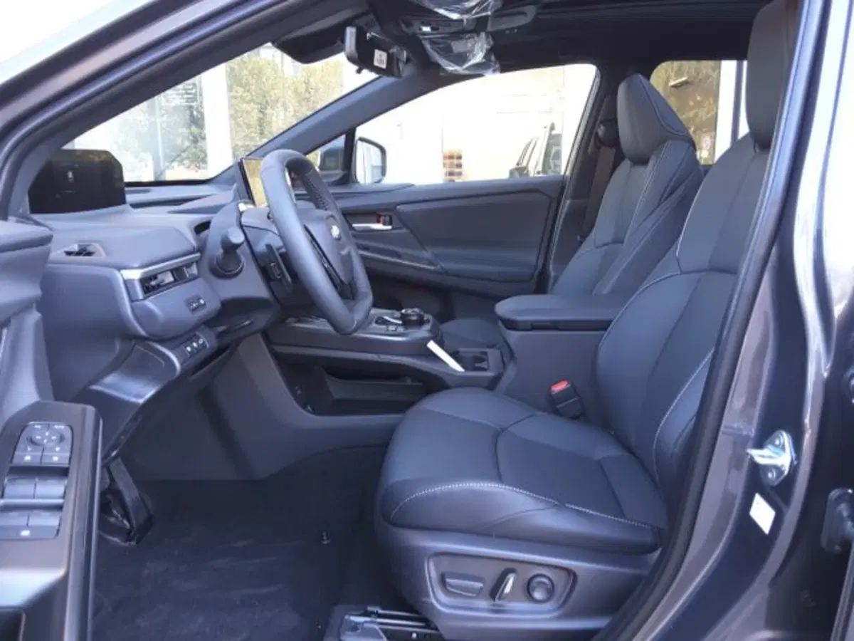 Subaru E-Outback nuova a Firenze (6)