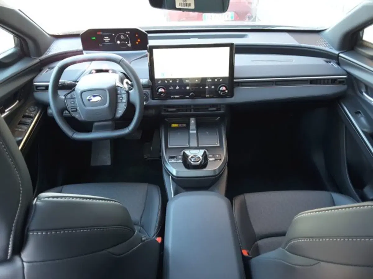 Subaru E-Outback nuova a Firenze (9)