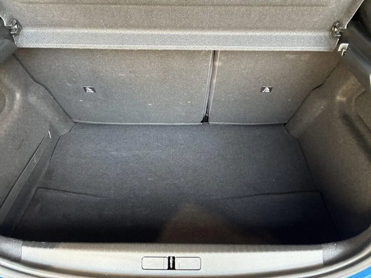 Peugeot 208 usata a Torino (9)