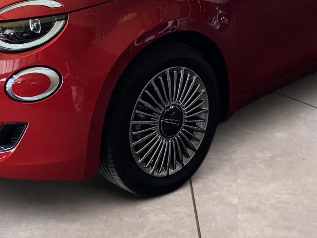 Fiat 500 nuova a Torino (15)