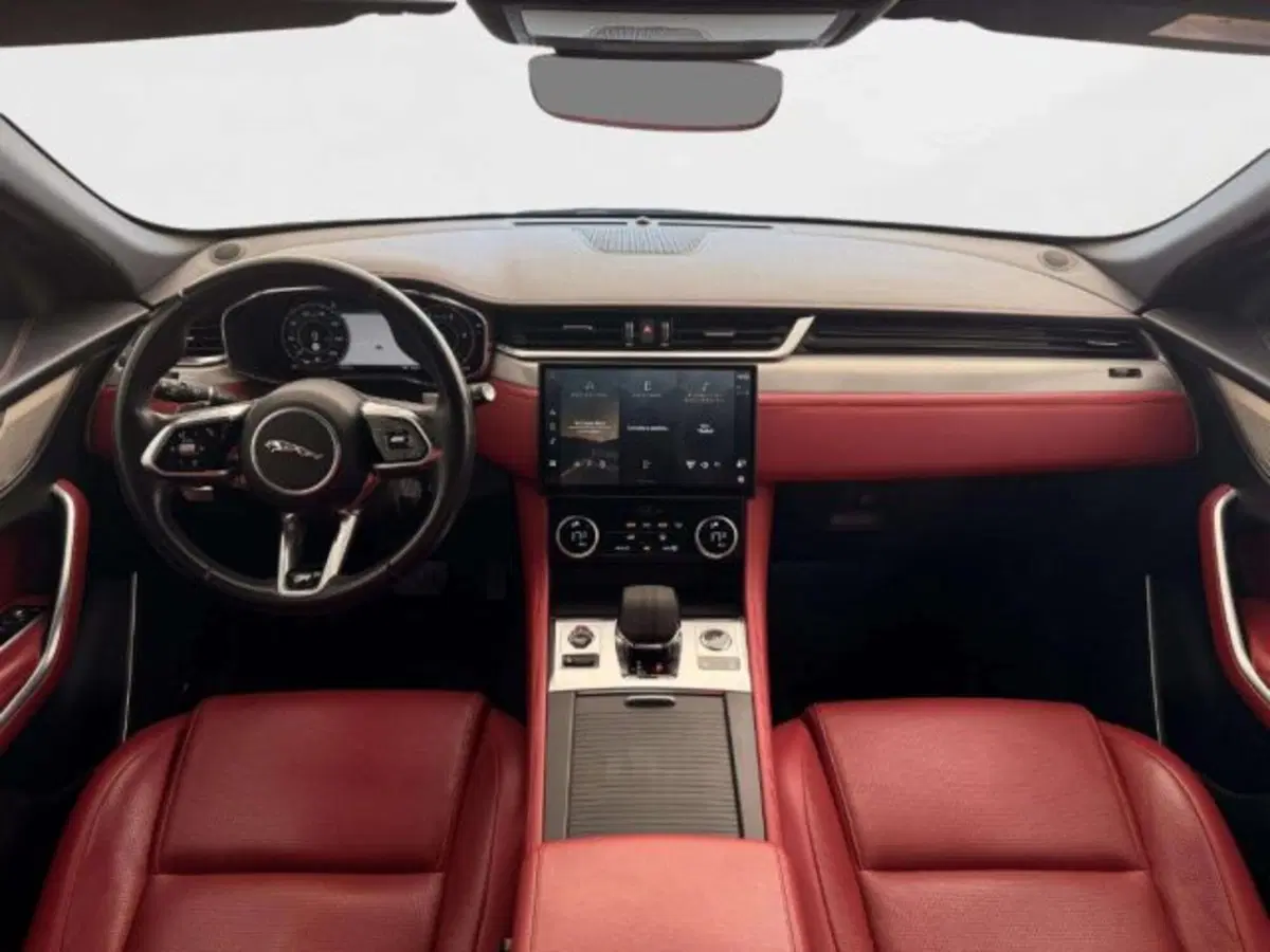 Jaguar F-Pace usata a Siena (4)