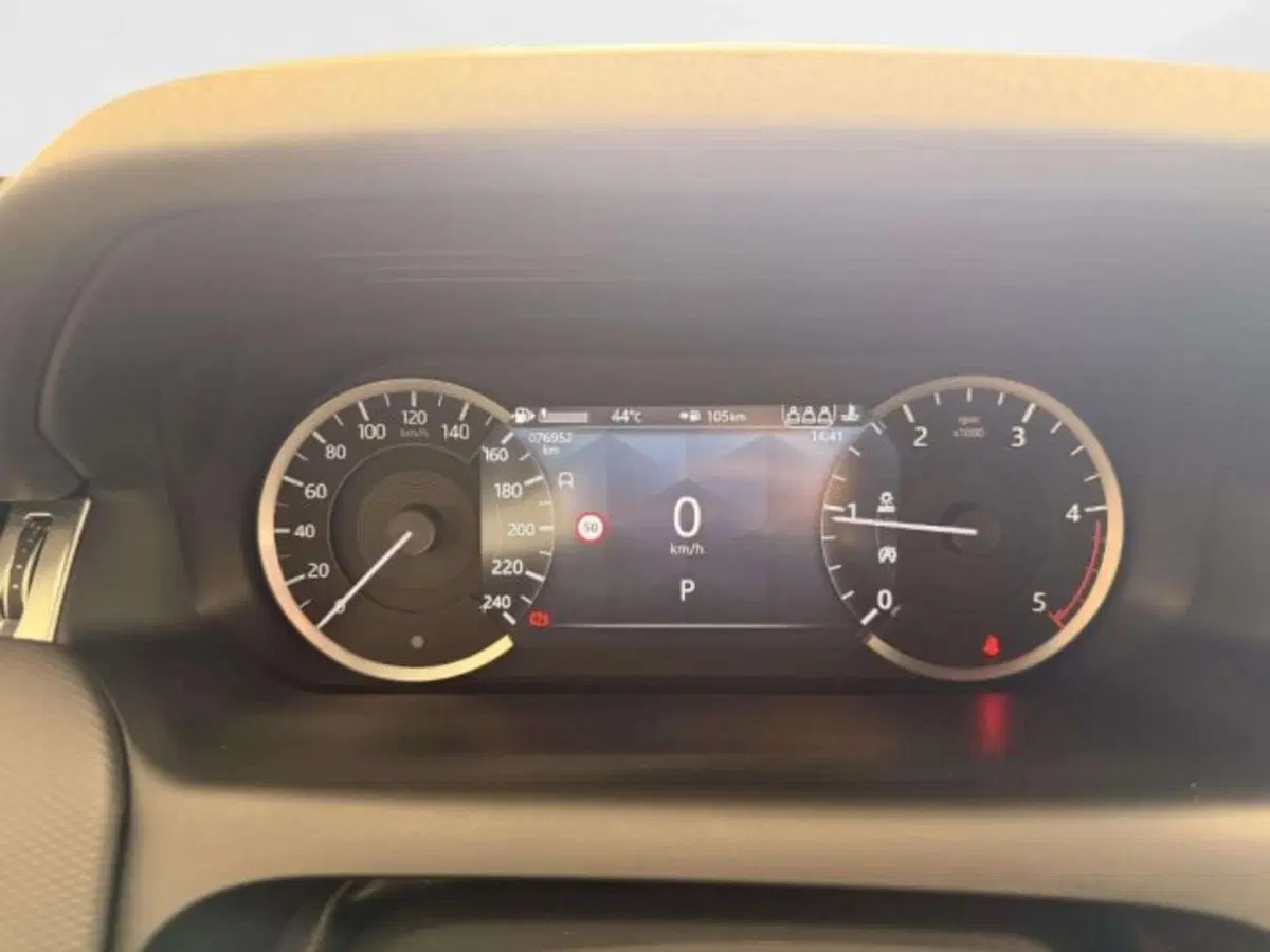 Land Rover Discovery Sport usata a Siena (13)