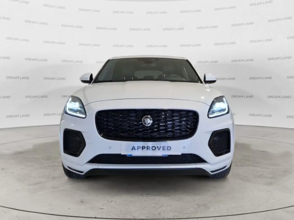 Jaguar E-Pace usata a Livorno (9)