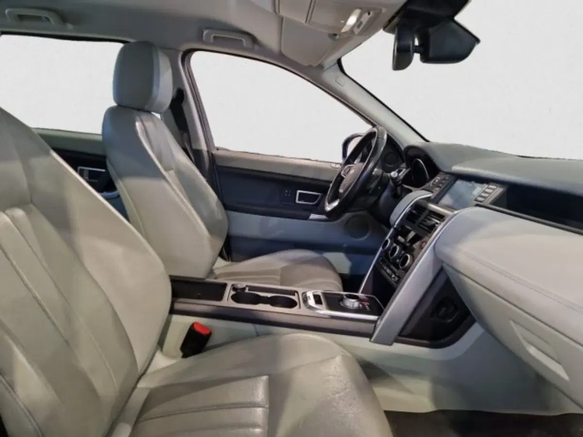 Land Rover Discovery Sport usata a Livorno (12)