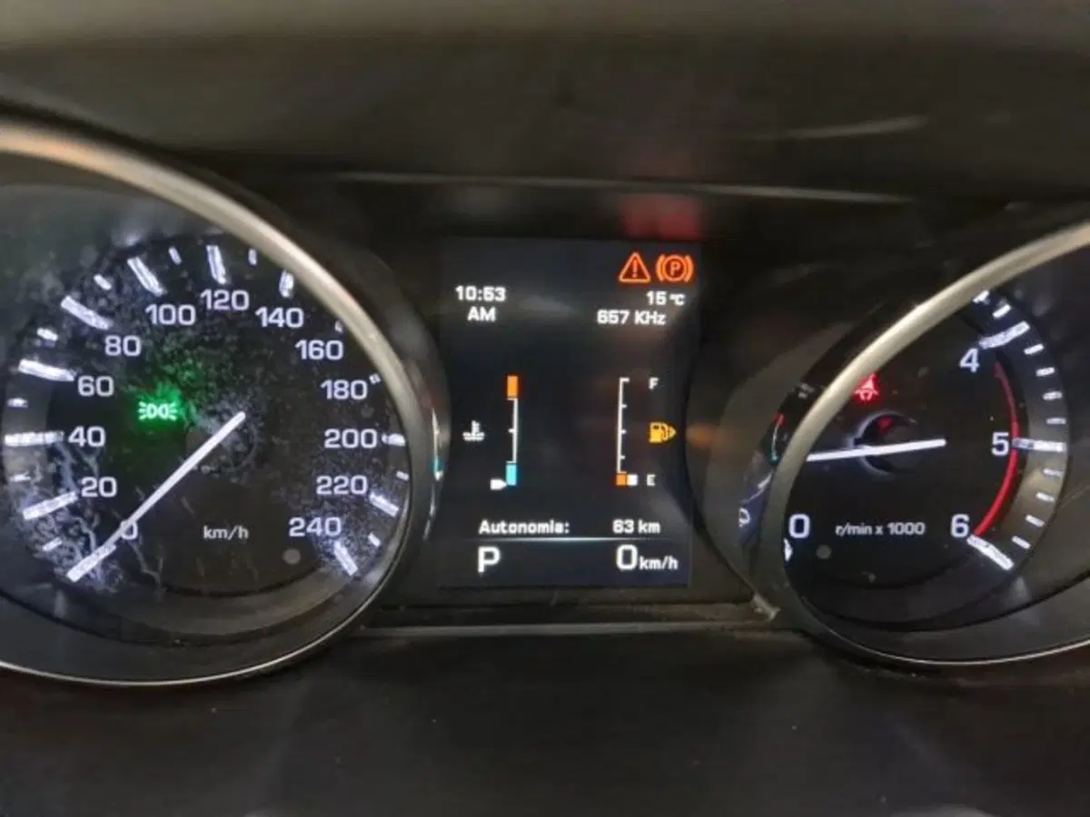 Land Rover Discovery Sport usata a Livorno (18)