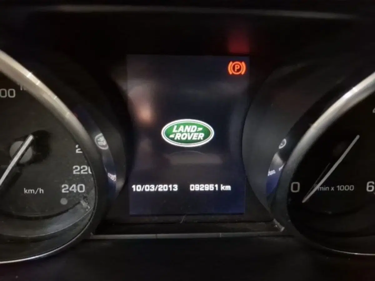 Land Rover Discovery Sport usata a Livorno (19)