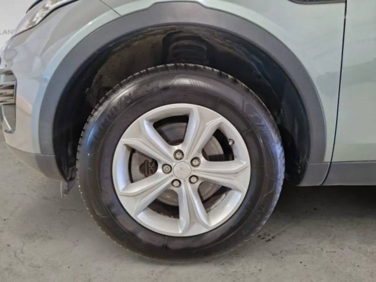 Land Rover Discovery Sport usata a Livorno (9)