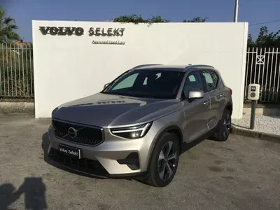 Volvo XC40 B3 automatico Core del 2023 usata a Napoli
