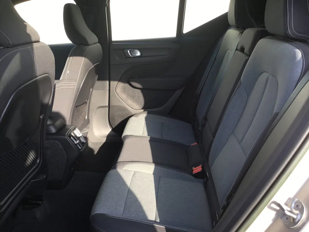 Volvo XC40 usata a Napoli (11)