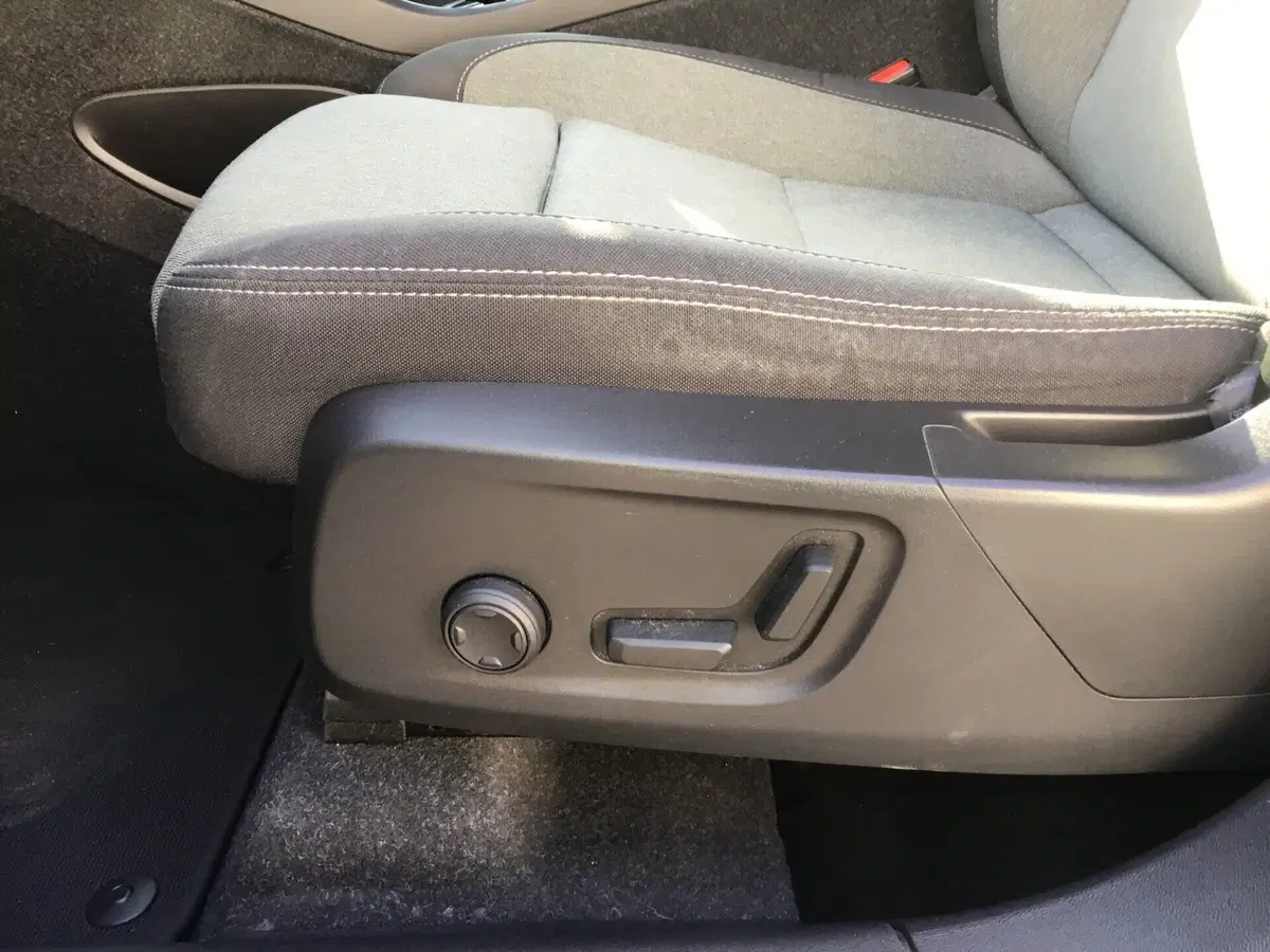 Volvo XC40 usata a Napoli (16)