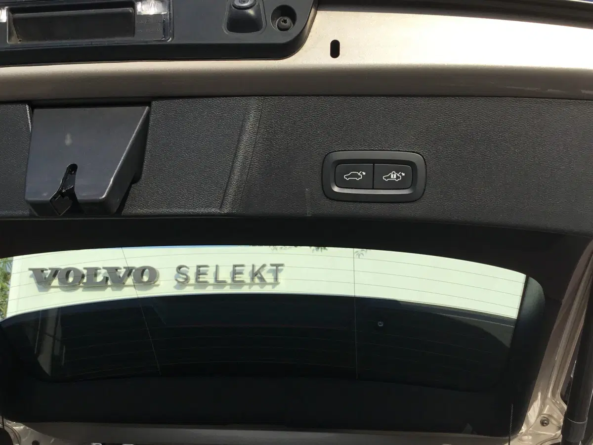 Volvo XC40 usata a Napoli (18)