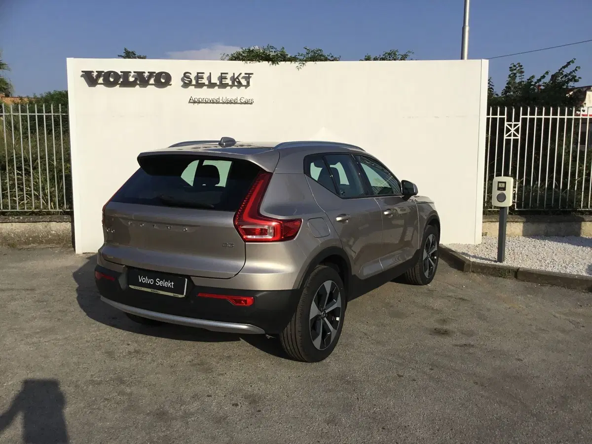 Volvo XC40 usata a Napoli (3)