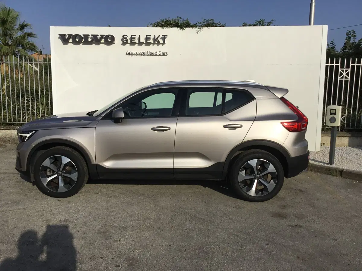Volvo XC40 usata a Napoli (6)