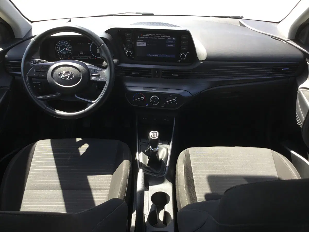 Hyundai i20 usata a Napoli (9)