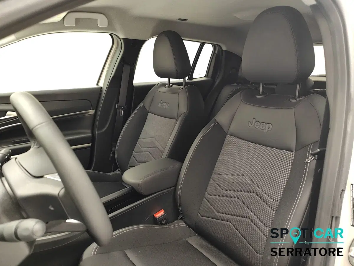 Jeep Avenger usata a Como (11)