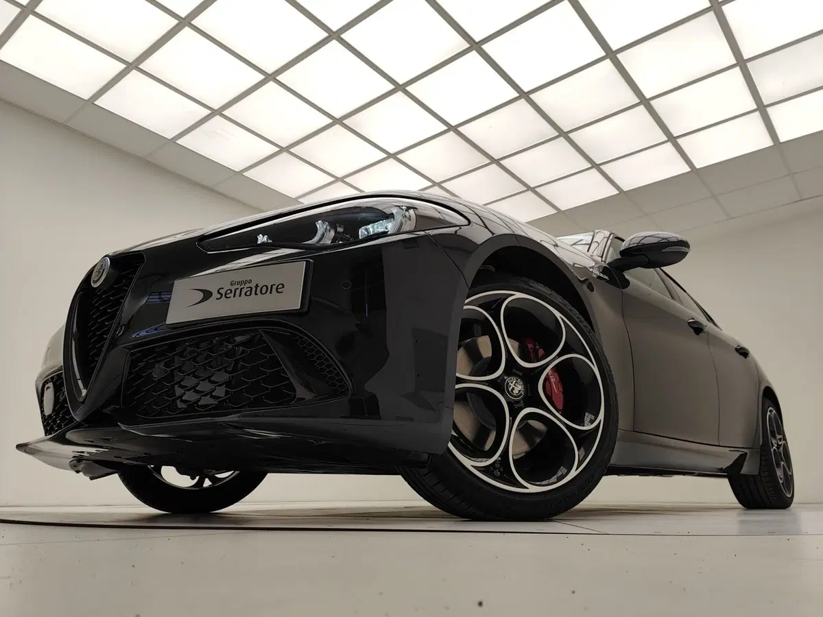 Alfa Romeo Giulia nuova a Como (13)