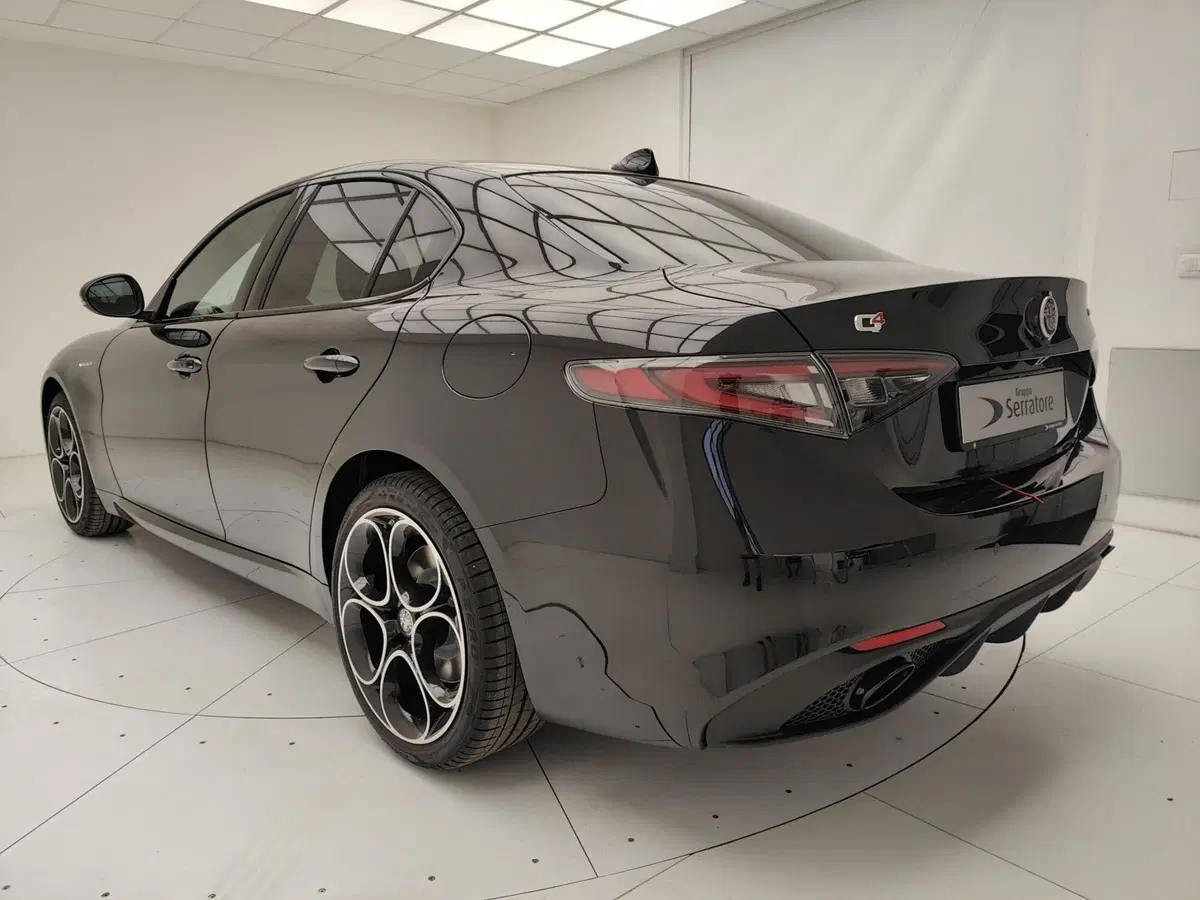 Alfa Romeo Giulia nuova a Como (4)