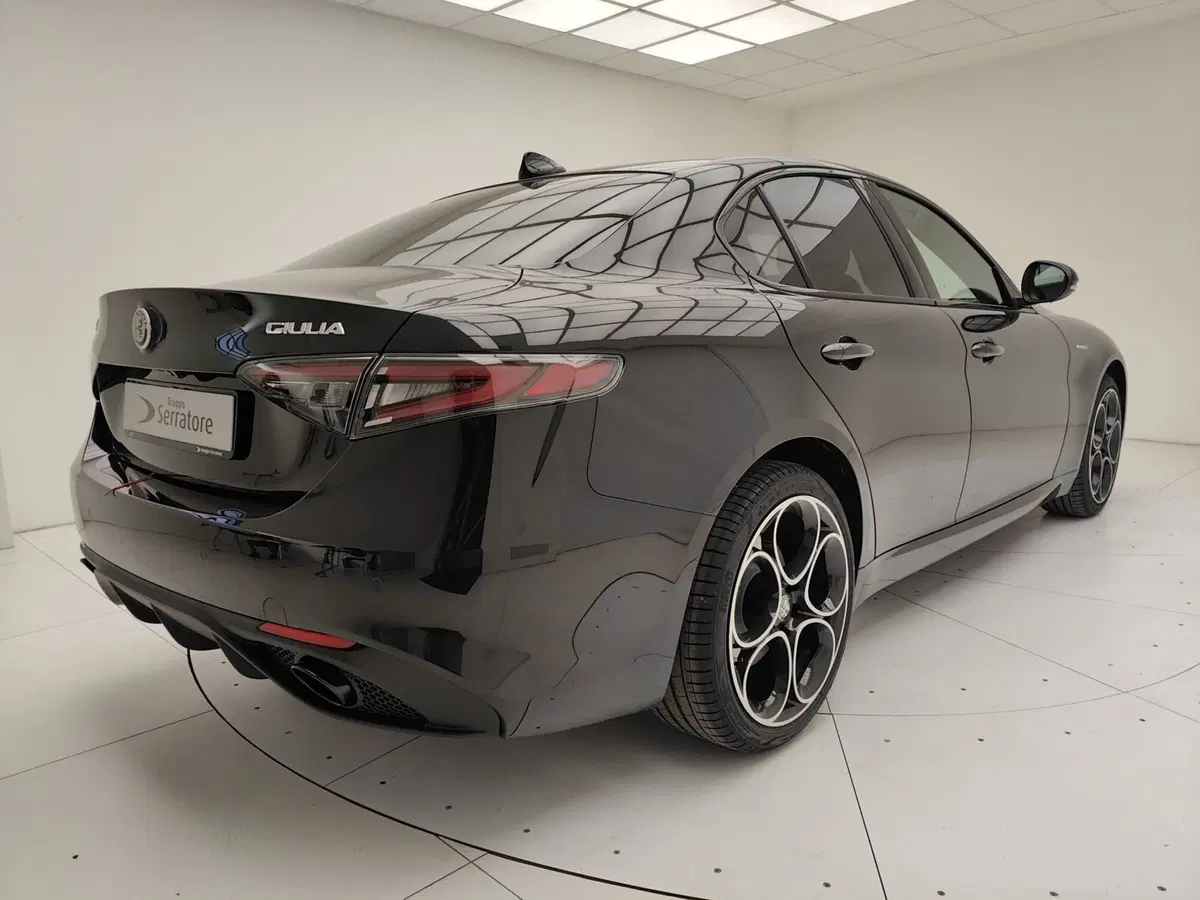 Alfa Romeo Giulia nuova a Como (6)