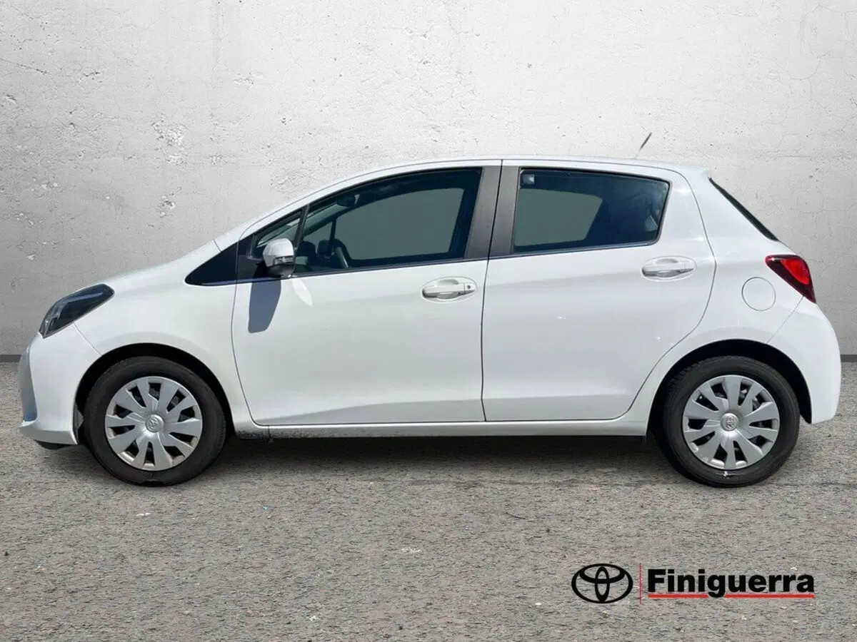 Toyota Yaris usata a Sondrio (6)
