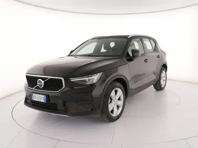 Volvo XC40 T2 automatico Core del 2022 usata a Roma